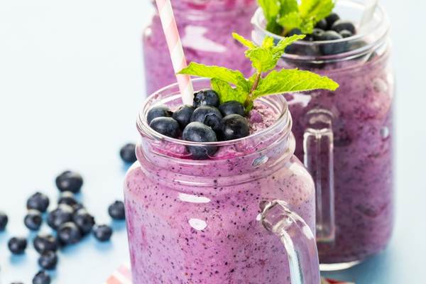 blueberry smoothie